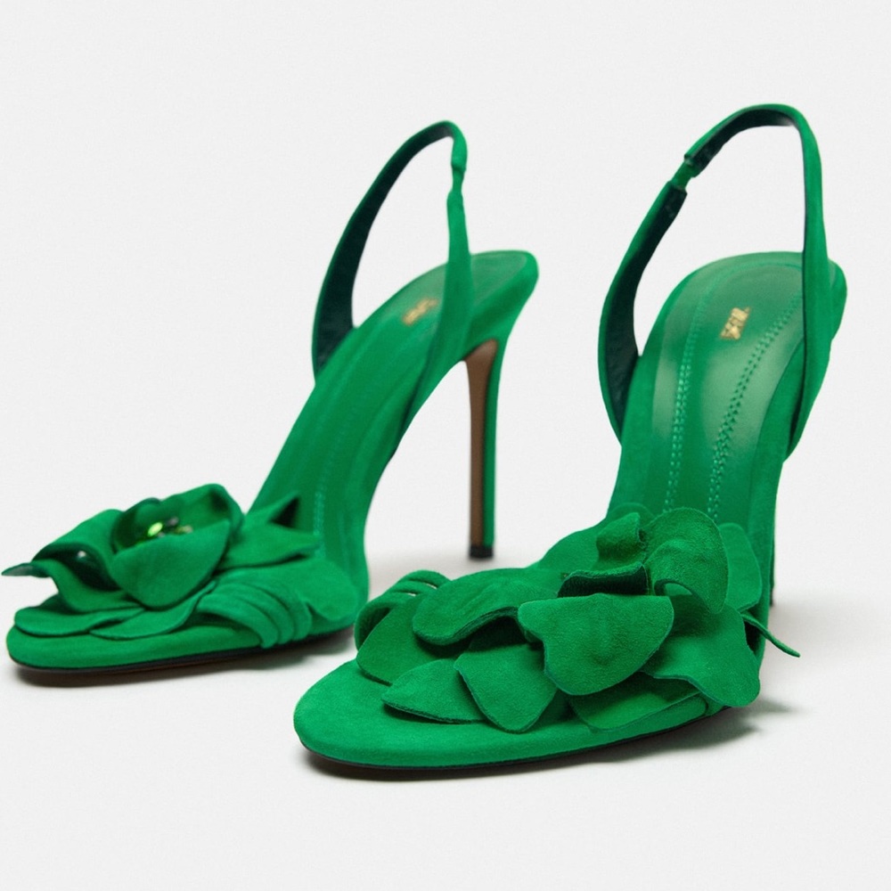 ZARA FLOWER DETAIL HIGH HEEL LEATHER SANDALS. Size 7.5